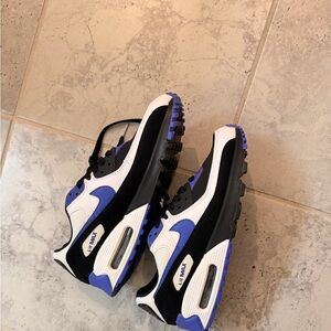 Nike Air Max Sneakers - Black, White, Blue